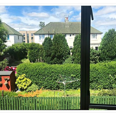 Bright & Spacious Double Room With Garden View- Close To Airport & City Centre Édimbourg Extérieur photo